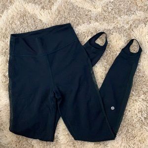 Navy Lululemon stirrup leggings !